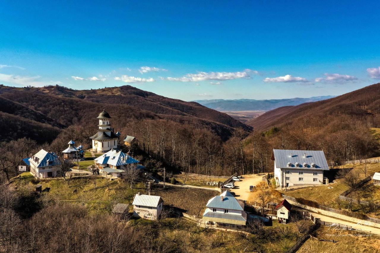 Casa Micutu Si Lya Villa Sztrugár Kültér fotó