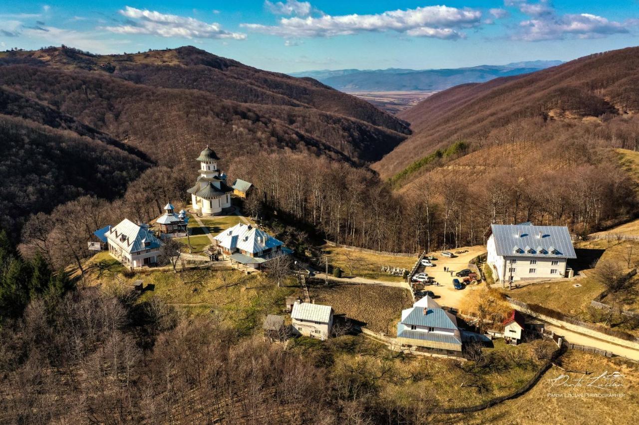 Casa Micutu Si Lya Villa Sztrugár Kültér fotó